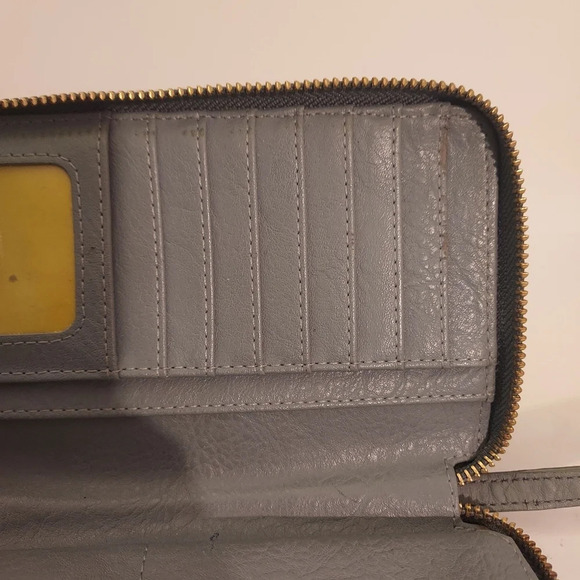 Fossil Chambray Liza Zip Around Clutch Wallet - Picture 9 of 16